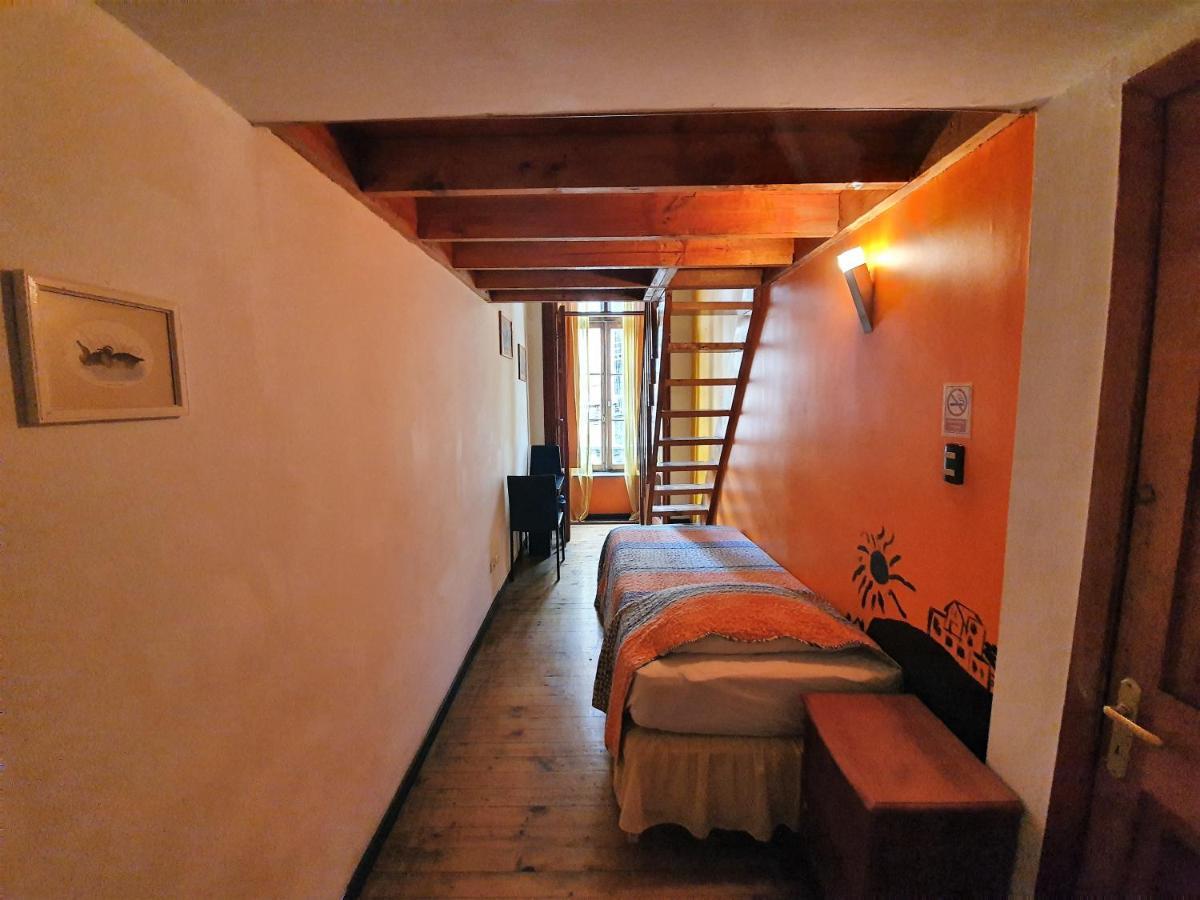 Maki Suites Ex Hotel Da Vinci Valparaiso Ruang foto